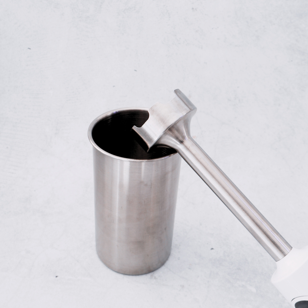 Stainless steel blender cup compatible with personal blenders